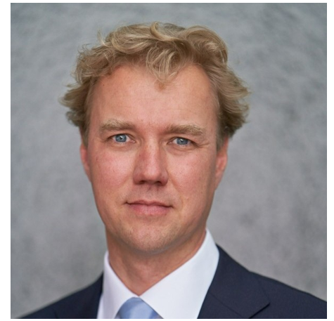 Mr. Anil Kumar Taparia